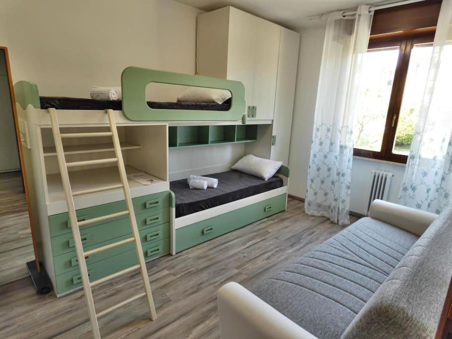 Welcome House Desenzano Center *